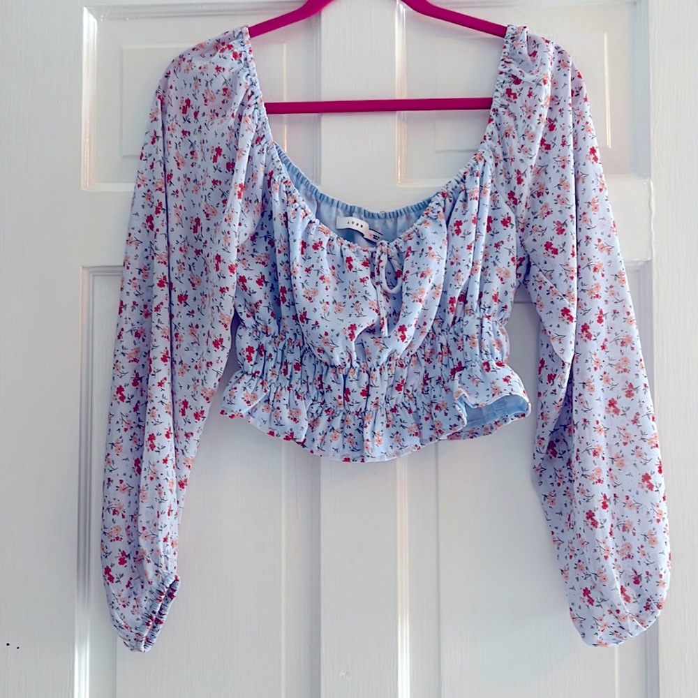 Puff Sleeve crop top with cinched waist